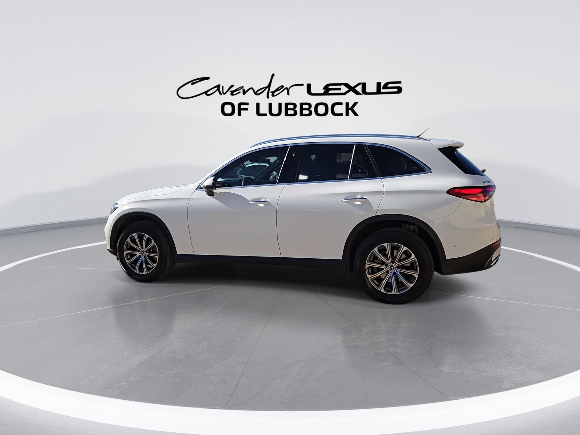 2025 Mercedes-Benz GLC Base - Photo 6