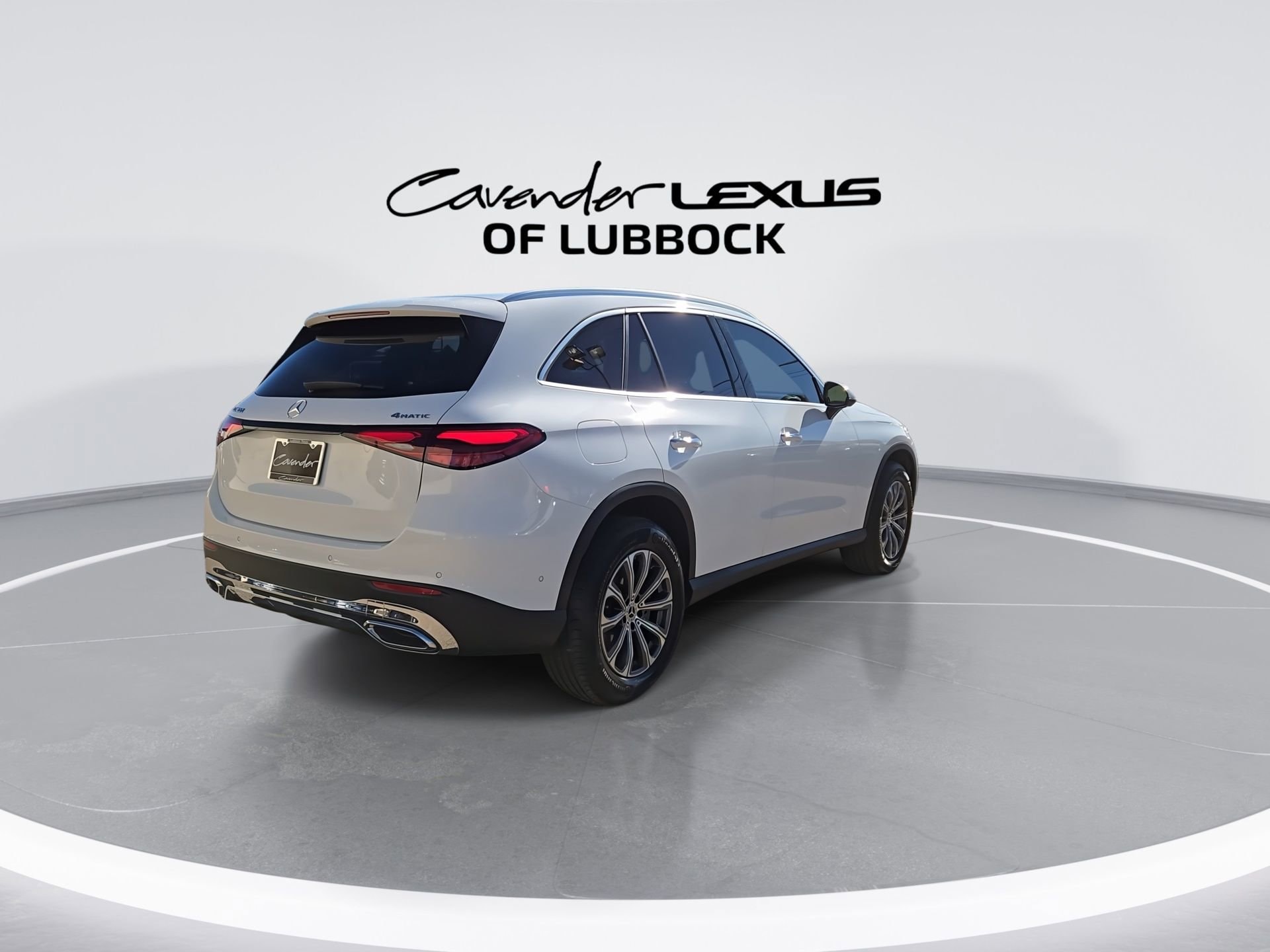 2025 Mercedes-Benz GLC Base - Photo 8