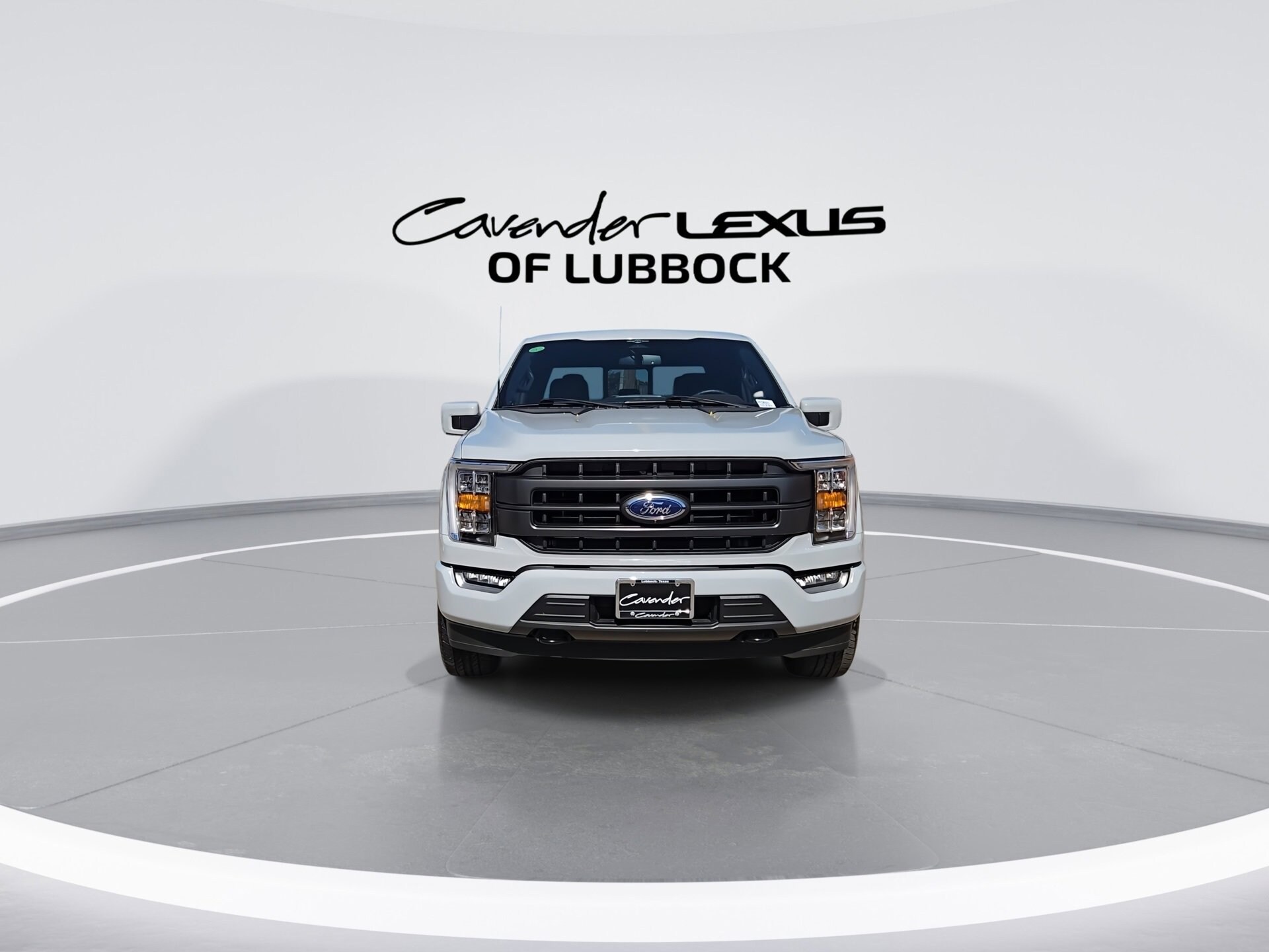 2023 Ford F-150 Lariat FX4 photo 3