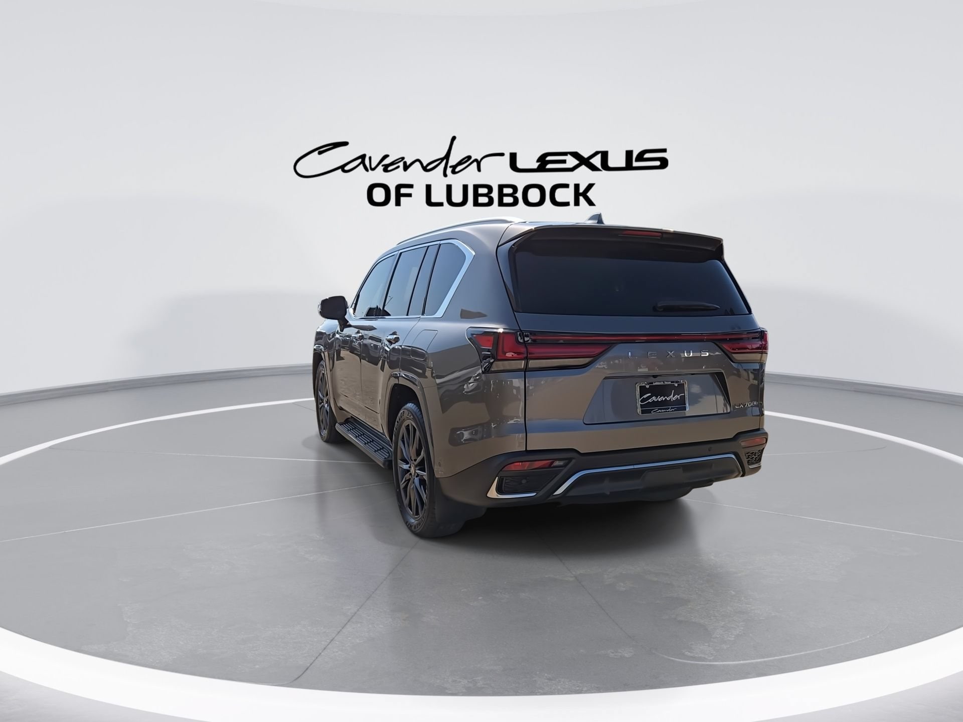 2026 Lexus LX 700h F-Sport - Photo 7