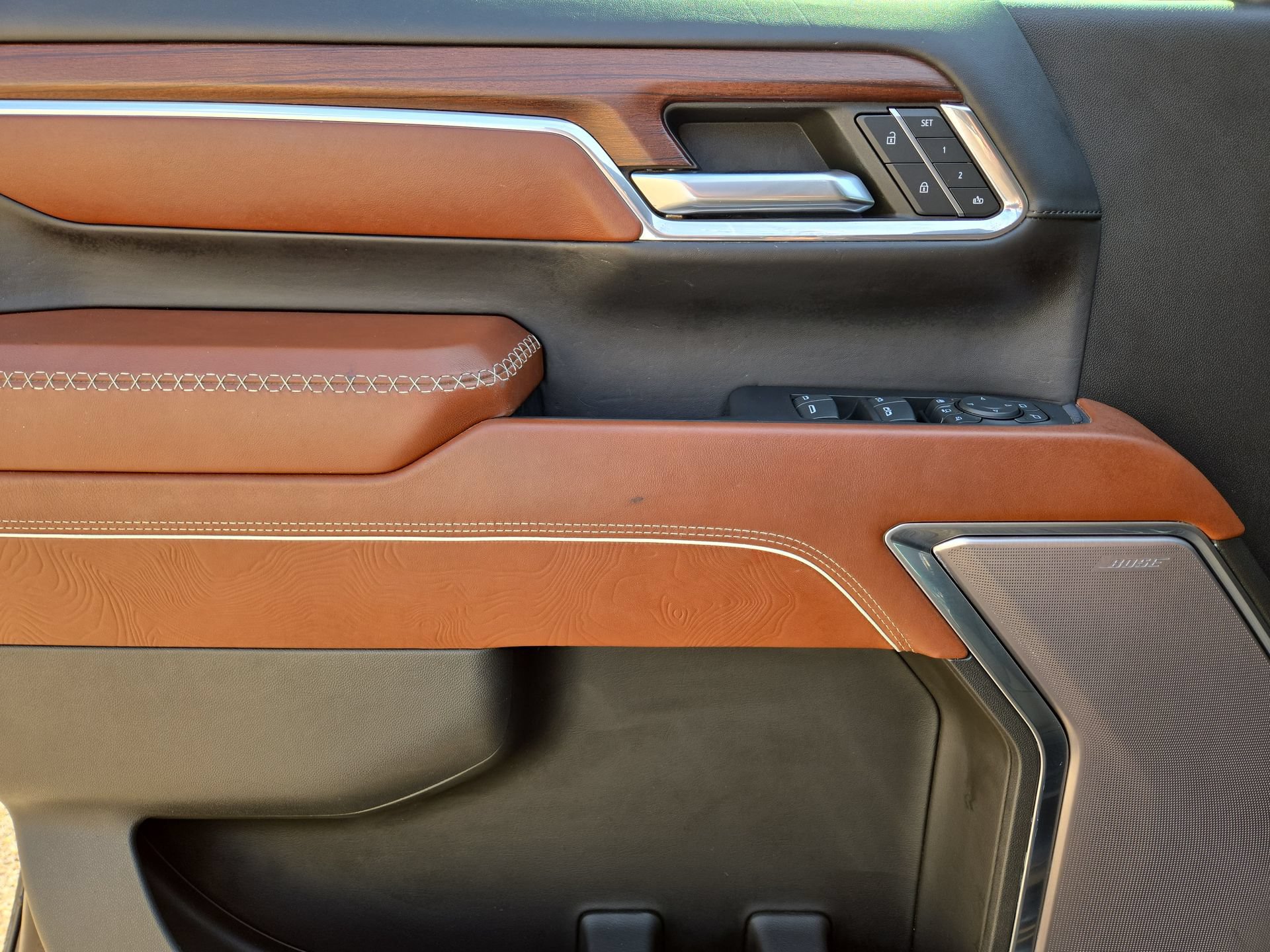 2024 GMC Sierra 2500HD Denali Ultimate - Photo 15