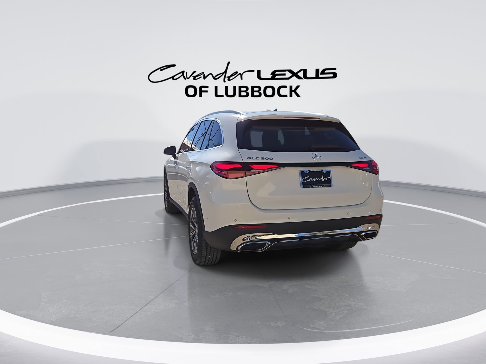 2025 Mercedes-Benz GLC Base - Photo 7