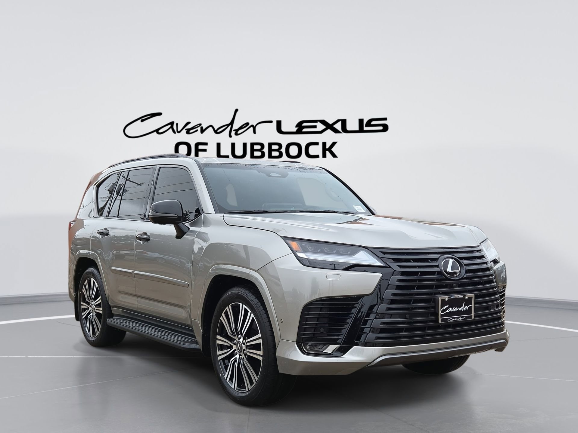 2026 Lexus LX 600 700h Luxury's photo
