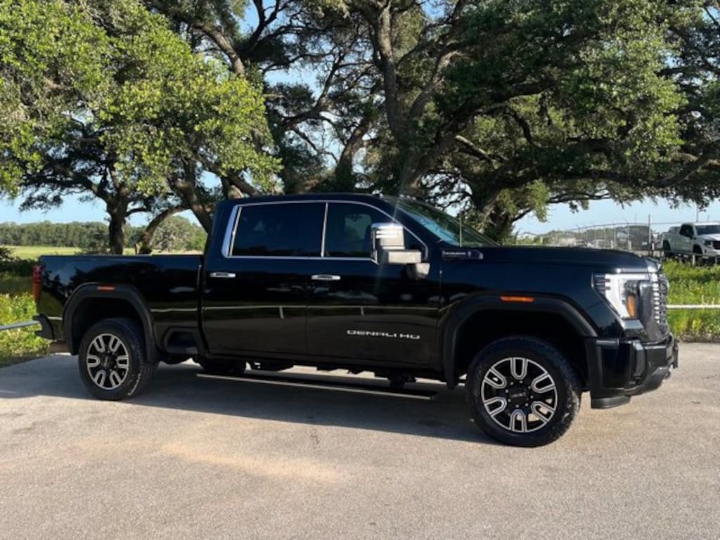 Used 2024 GMC Sierra 2500HD Denali Ultimate