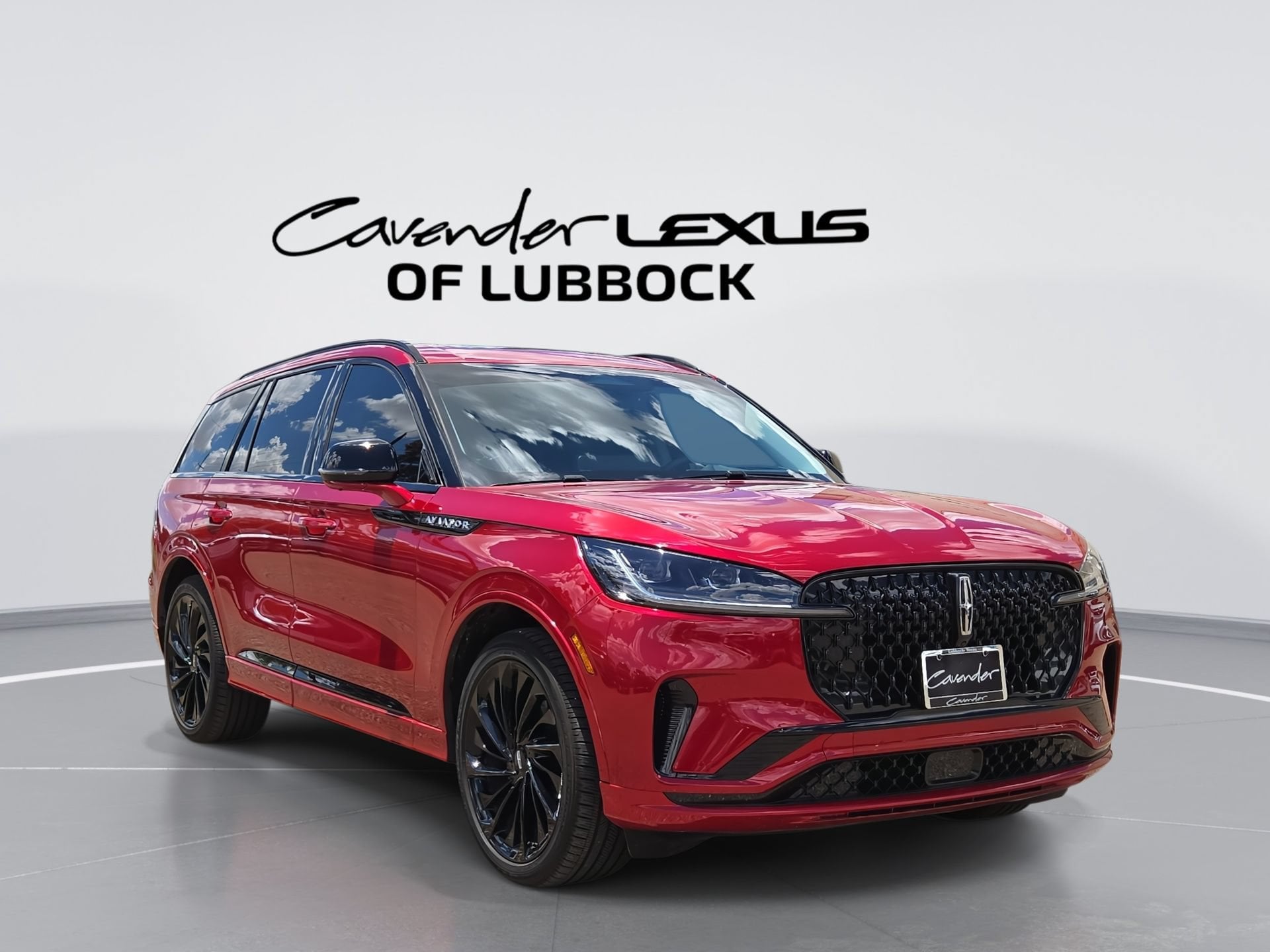 Red Carpet Metallic Tinted Clearcoat 2026 Lincoln Aviator SUV / Crossover All-Wheel Drive
