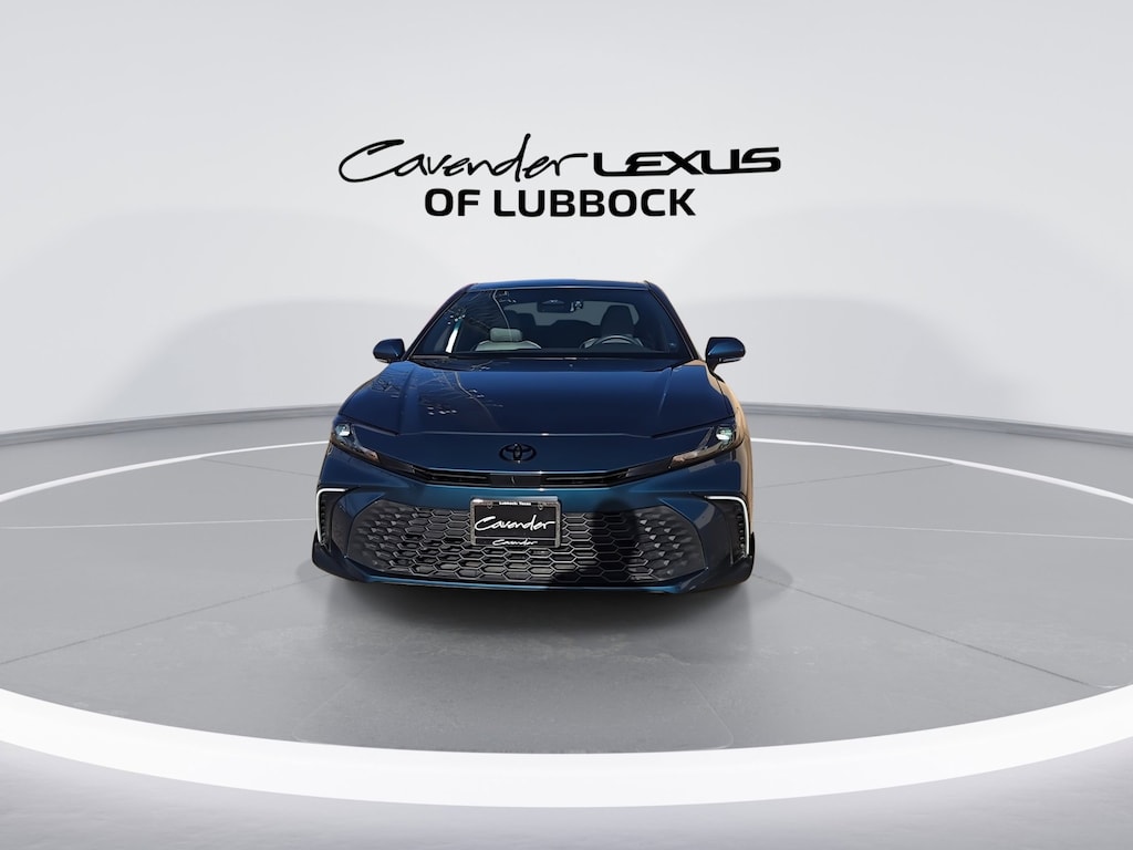 Used 2025 Toyota Camry SE Convenience