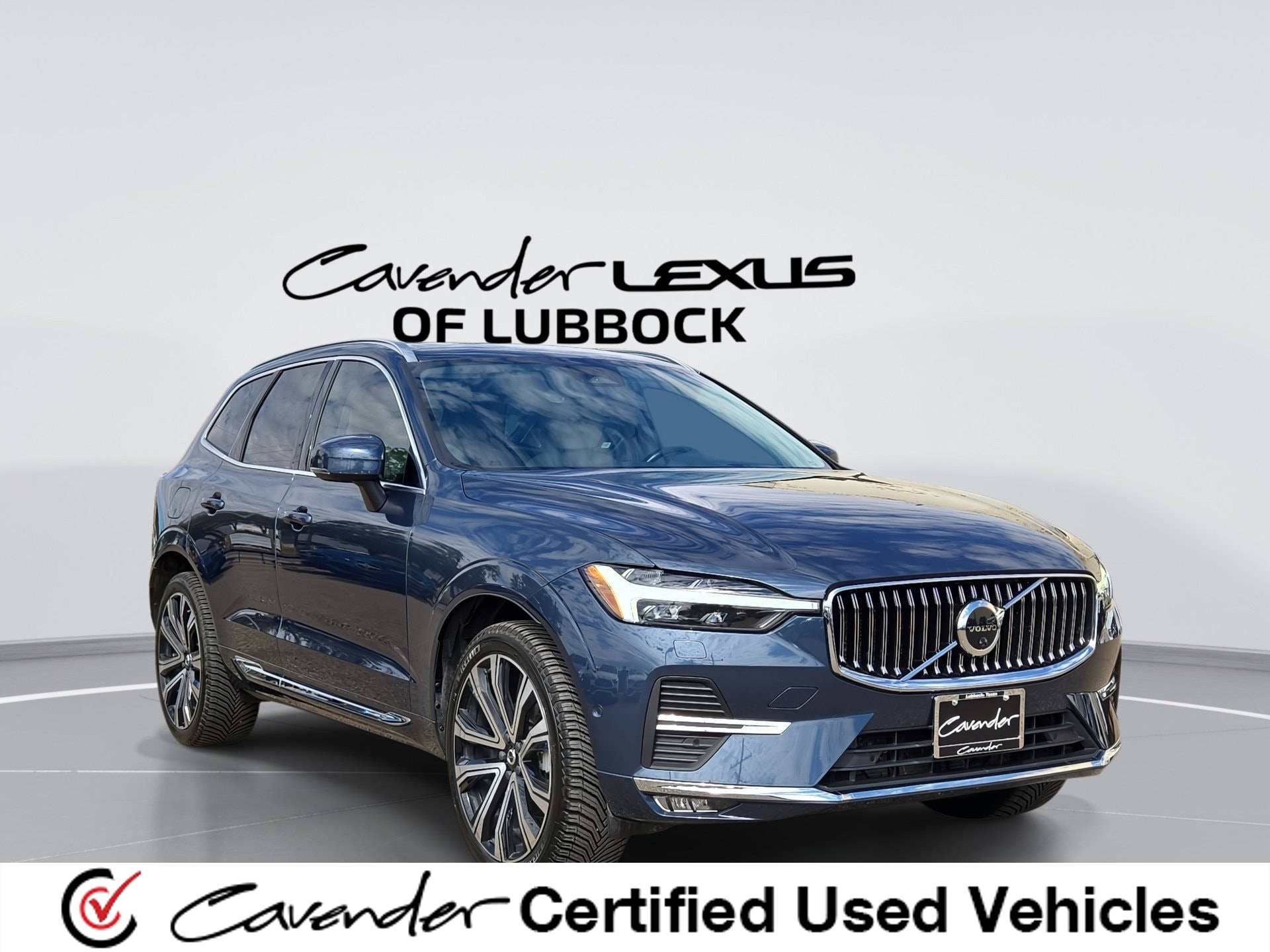  2023 Volvo XC60 B5 Ultimate Bright Theme AWD   