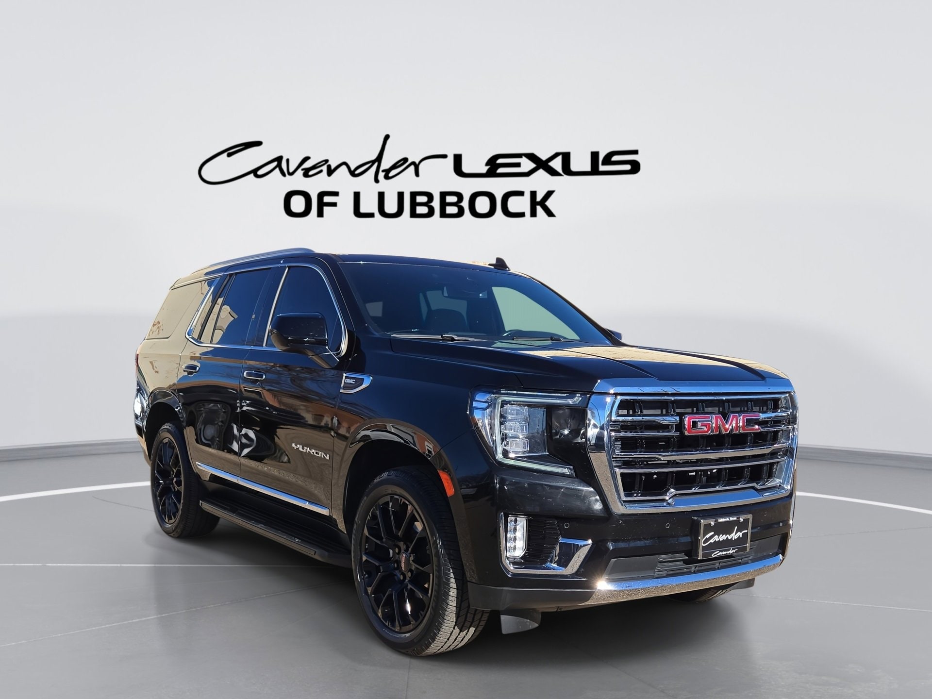 2023 GMC Yukon SLT's photo