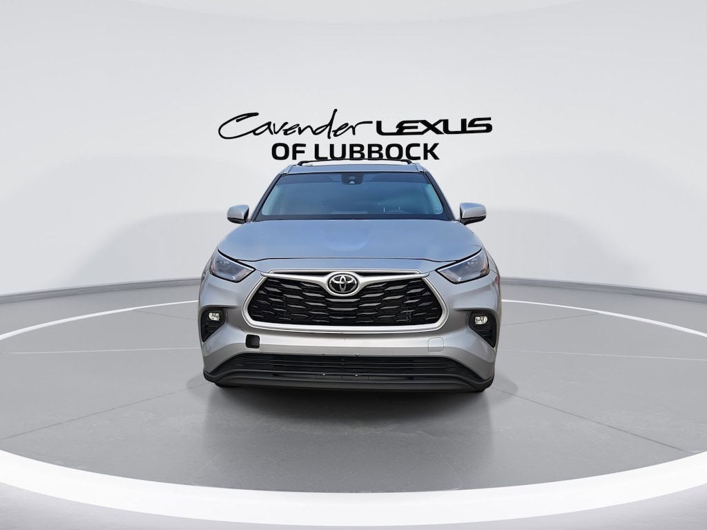 Used 2023 Toyota Highlander XLE SUV