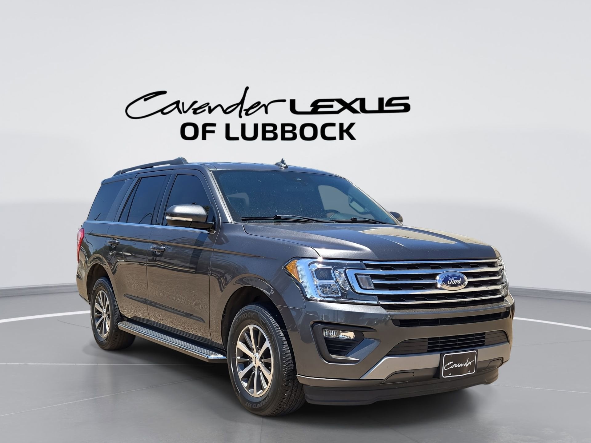 2021 Ford Expedition XLT's photo