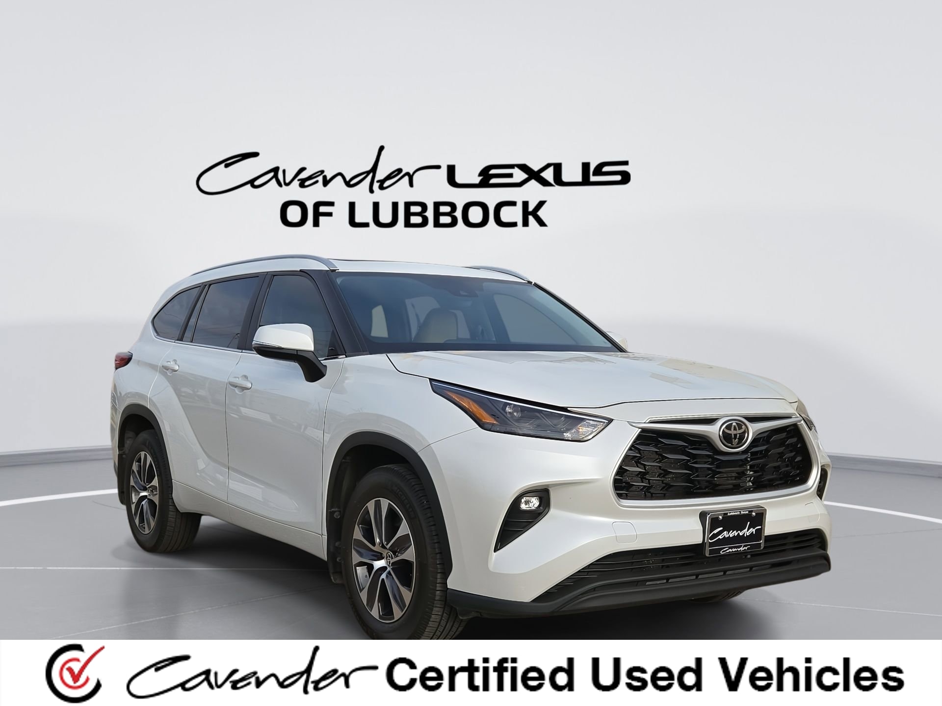 2023 Toyota Highlander XLE FWD