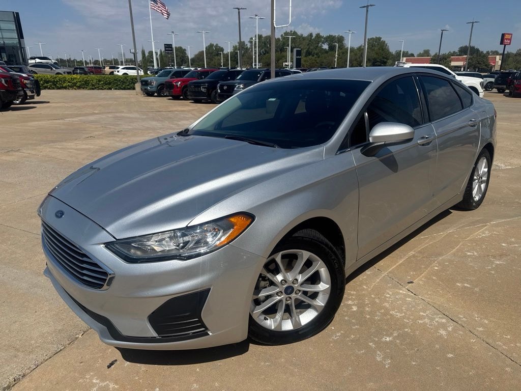 Used 2019 Ford Fusion SE Sedan