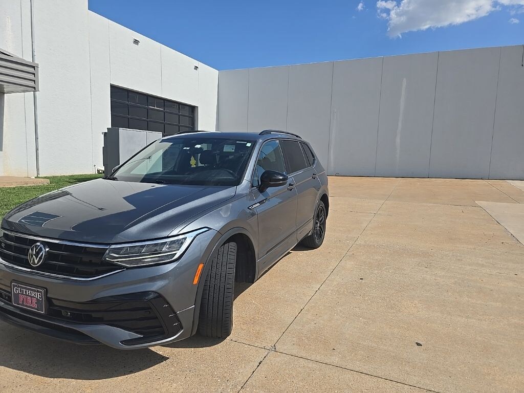 Used 2022 Volkswagen Tiguan 2.0T SE R-Line Black SUV