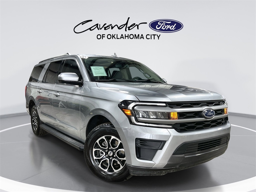 2024 Ford Expedition XLT's photo