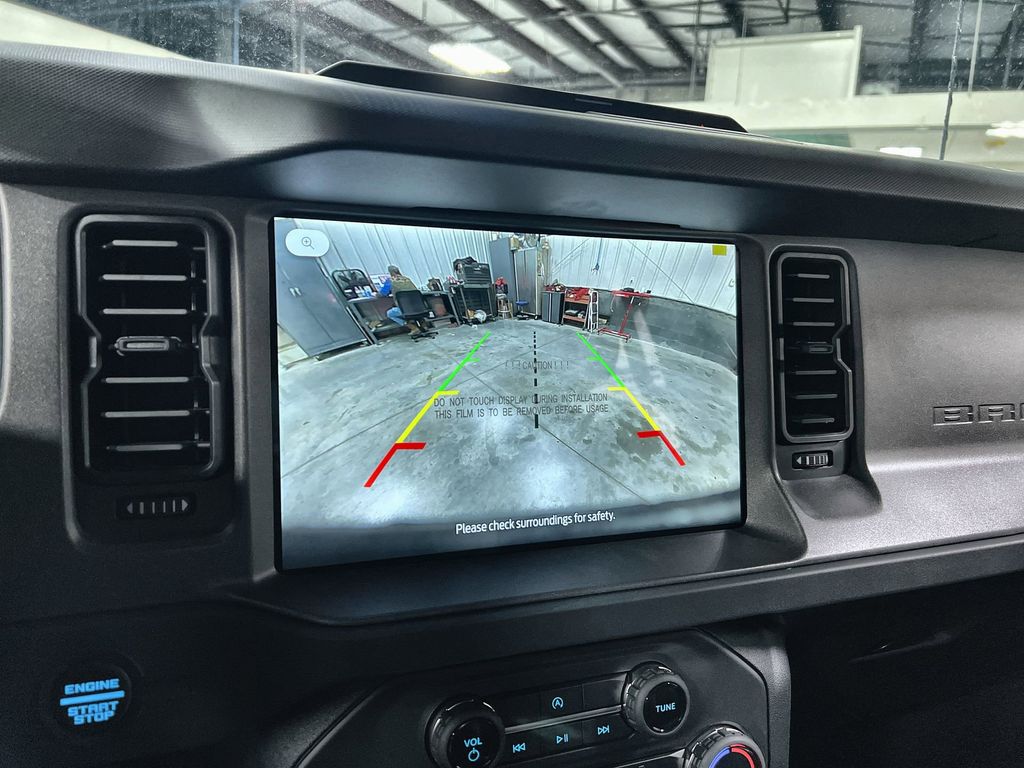 2025 Ford Bronco 4-Door Base - Photo 32