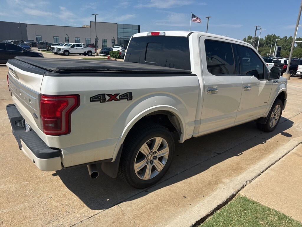 2017 Ford F-150 Platinum photo 3