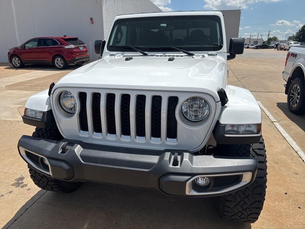 2022 Jeep Gladiator Overland photo 2