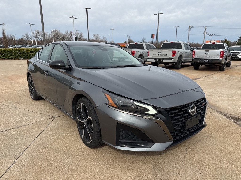 2024 Nissan Altima 2.5 SR FWD