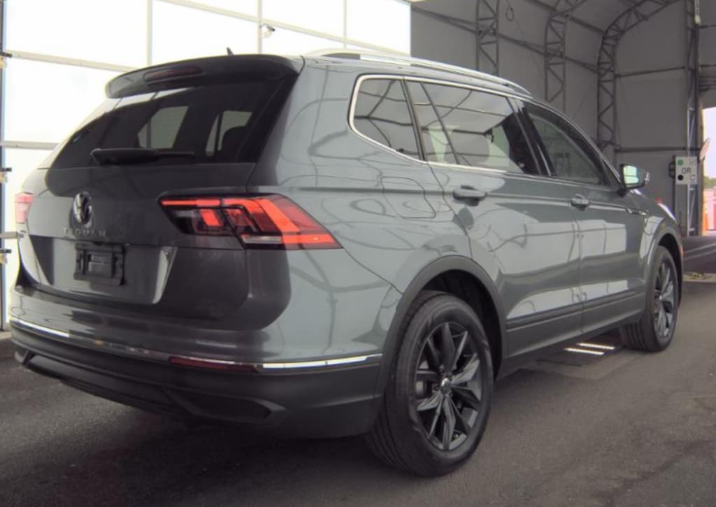 Used 2024 Volkswagen Tiguan 2.0T SE SUV