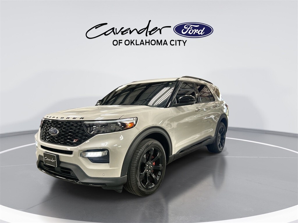 2023 Ford Explorer ST photo 4