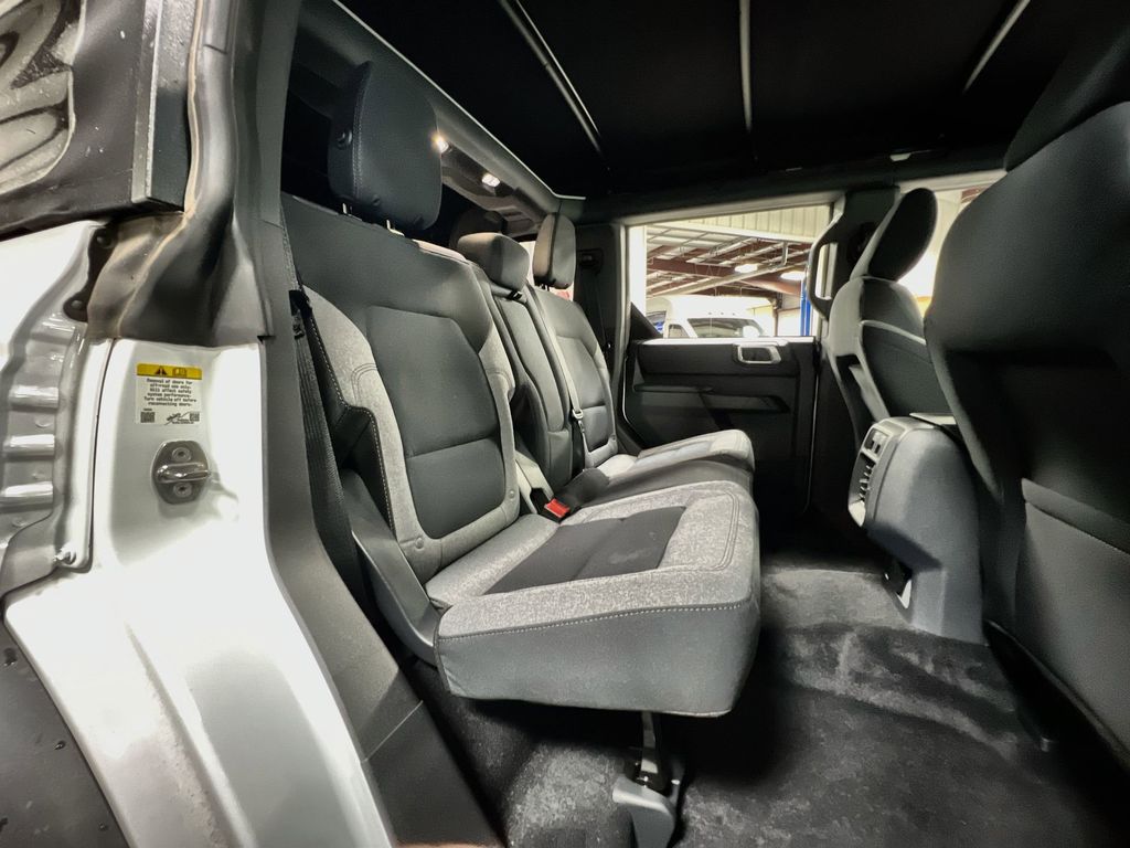2025 Ford Bronco 4-Door Base - Photo 24