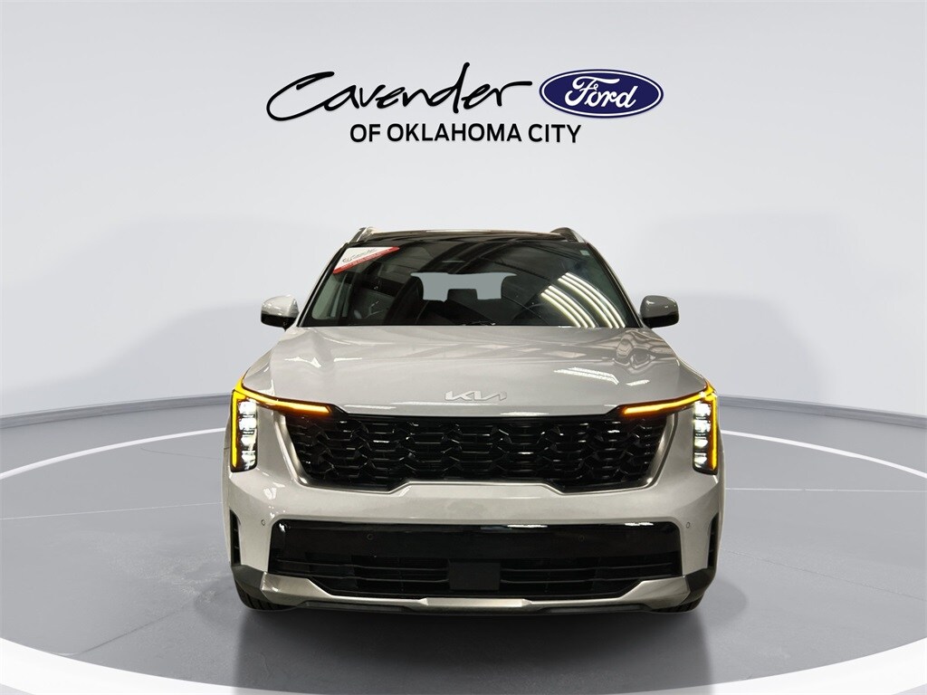 2025 Kia Sorento S photo 3