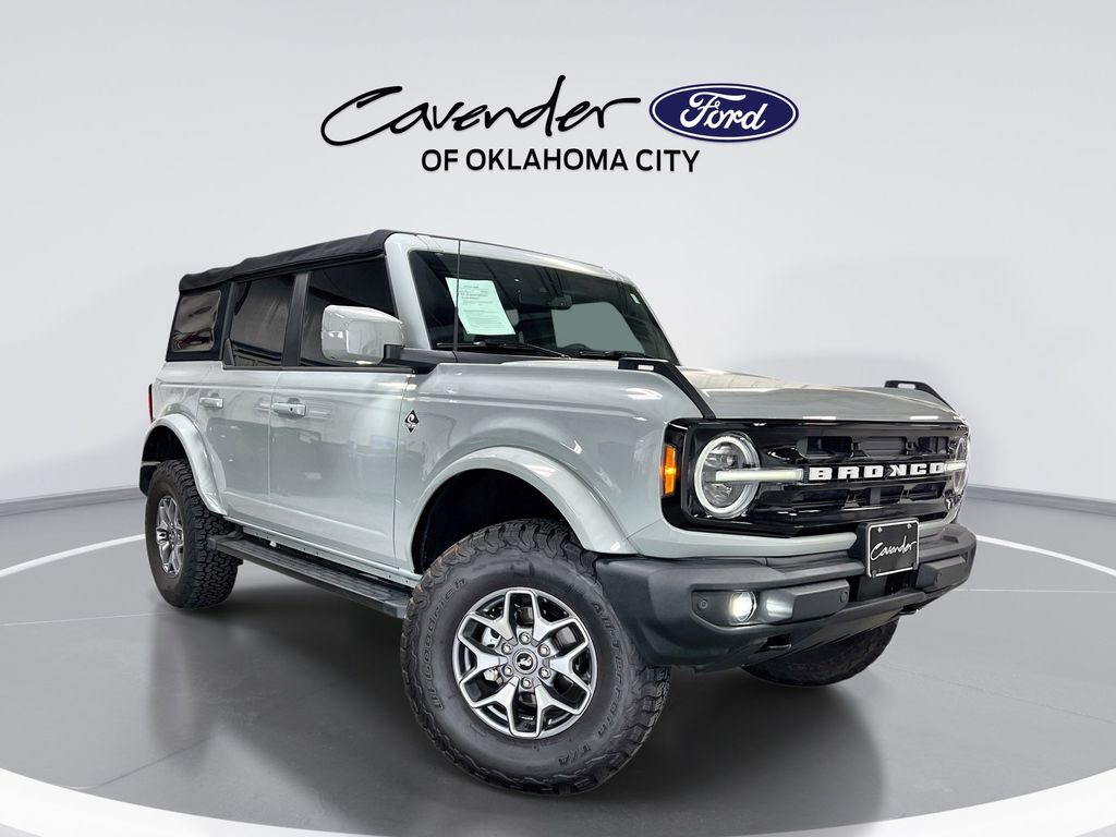 2022 Ford Bronco Outer Banks 4-Door 4WD