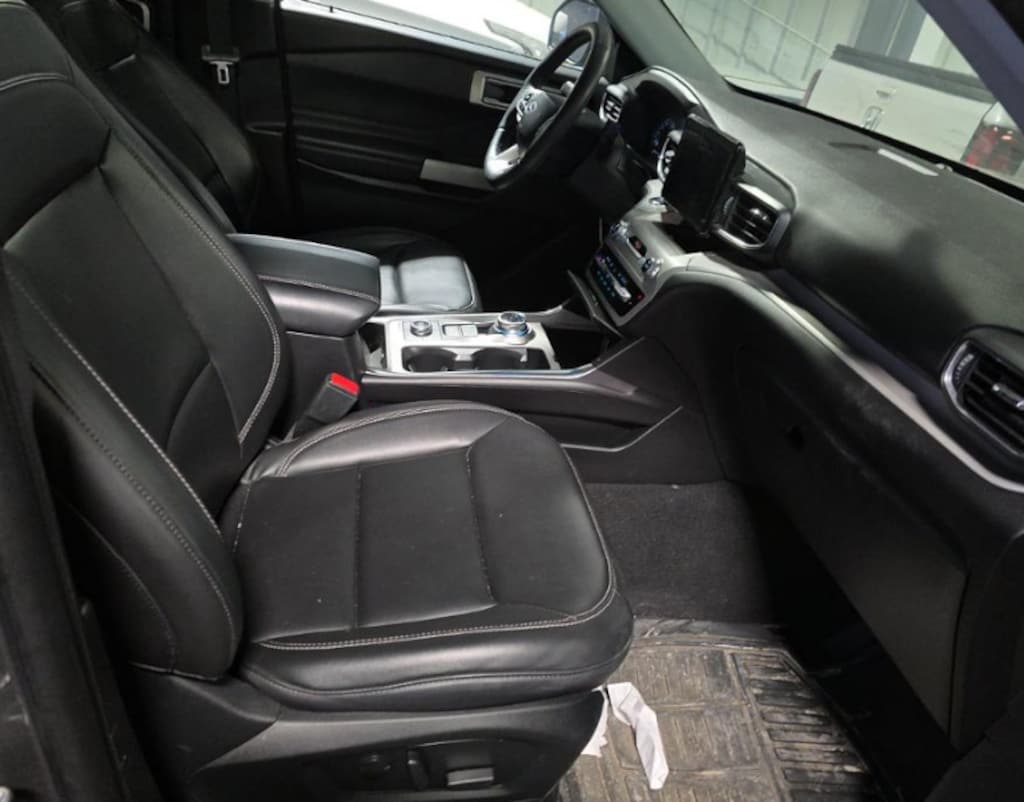 Used 2023 Ford Explorer XLT SUV