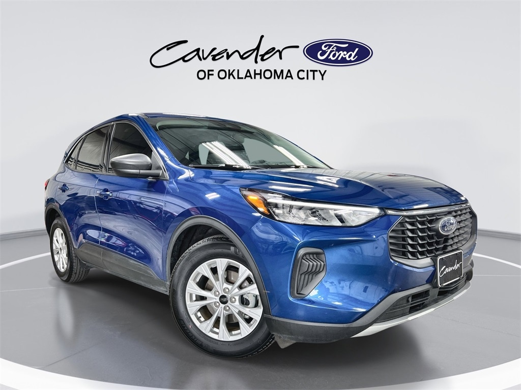 2023 Ford Escape Active's photo