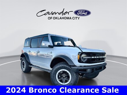 2024 Ford Bronco Outer Banks SUV