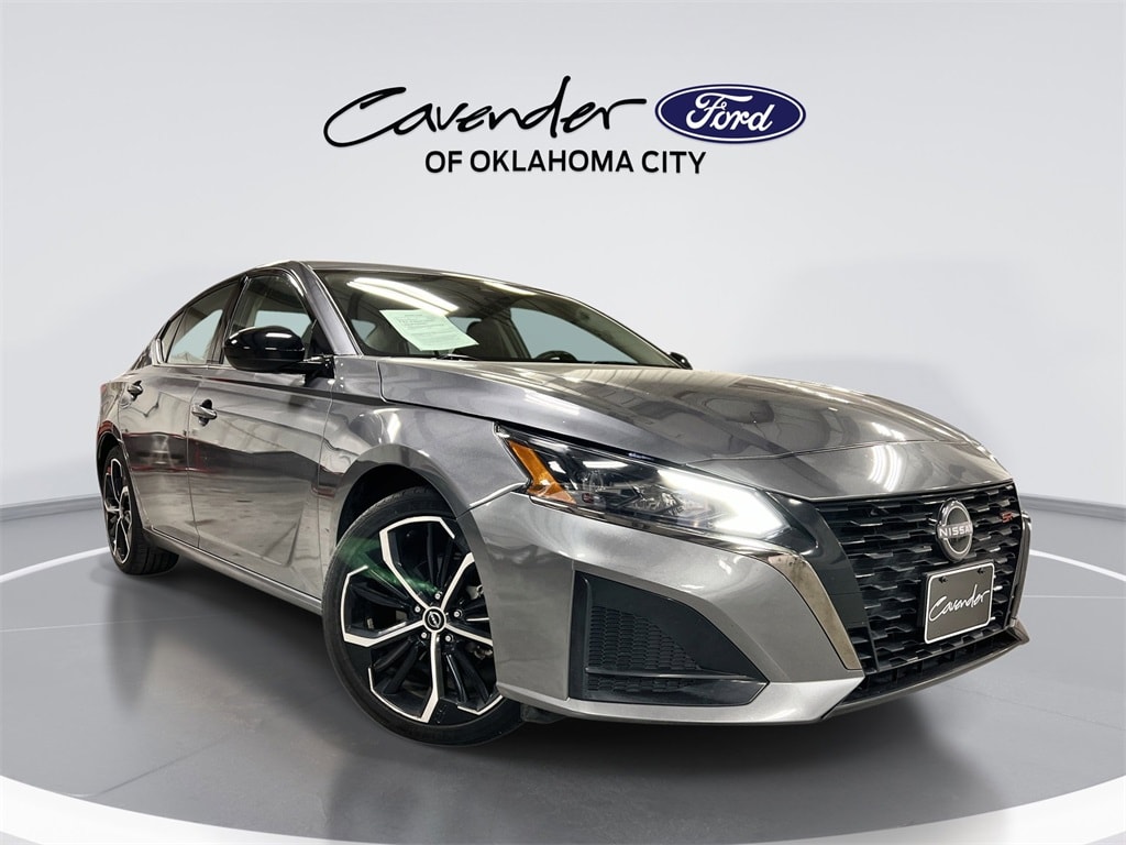 2024 Nissan Altima SR