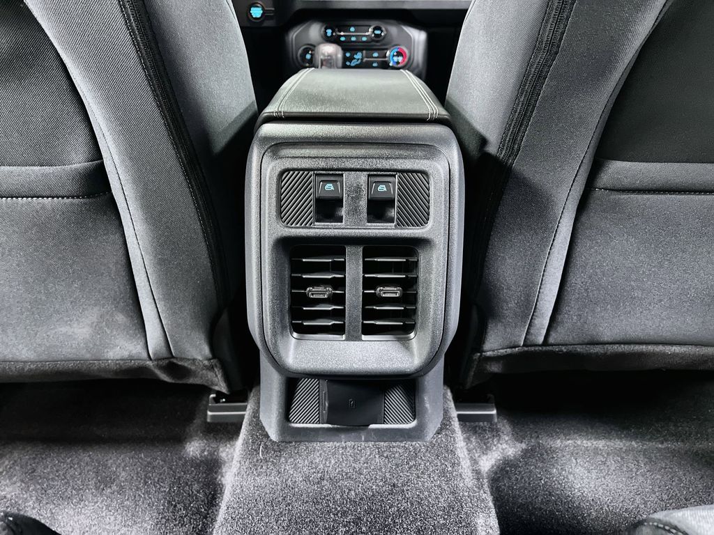 2025 Ford Bronco 4-Door Base - Photo 21
