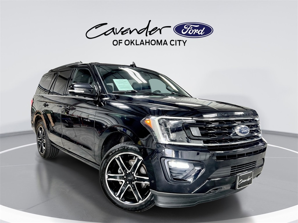 2021 Ford Expedition Limited's photo