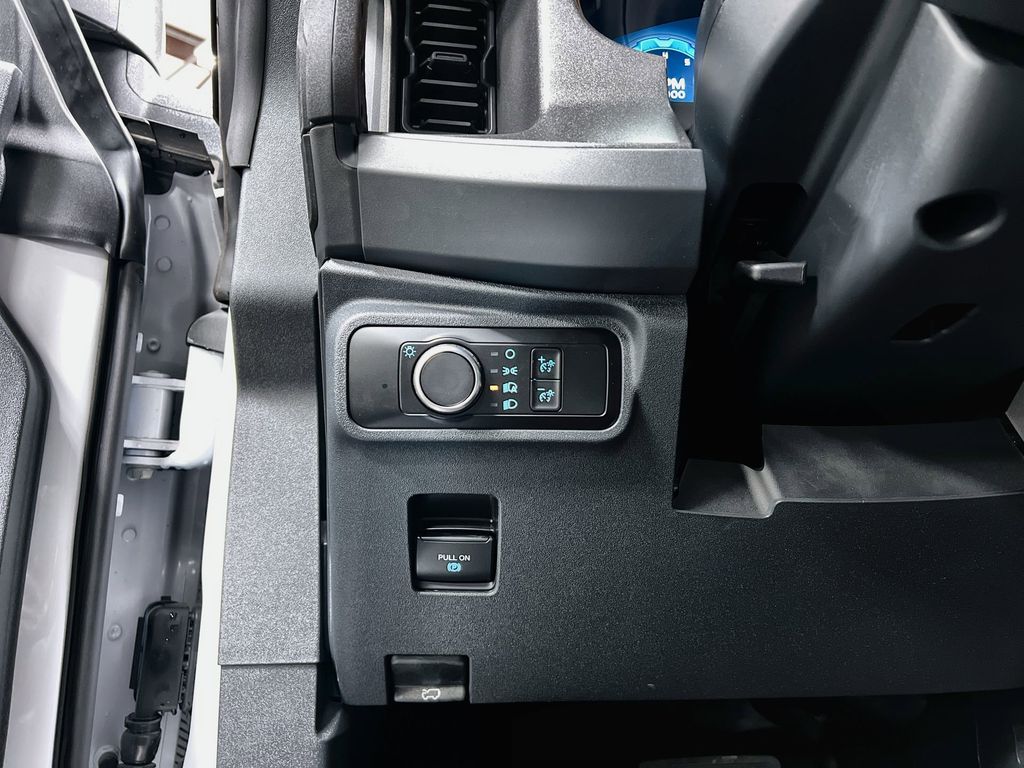 2025 Ford Bronco 4-Door Base - Photo 14