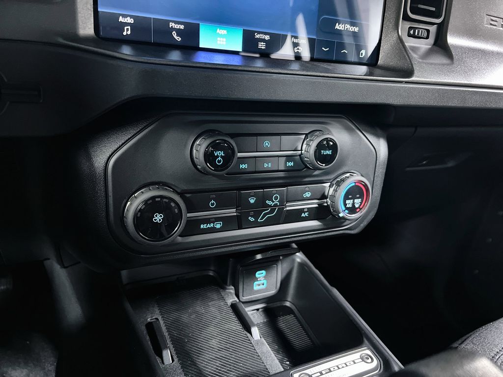 2025 Ford Bronco 4-Door Base - Photo 35