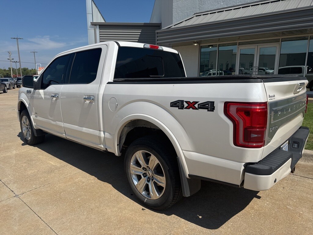 2017 Ford F-150 Platinum photo 4