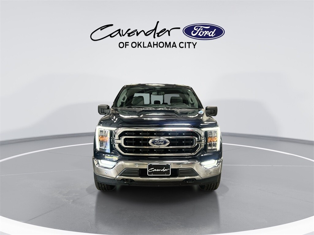 2022 Ford F-150 XLT photo 2