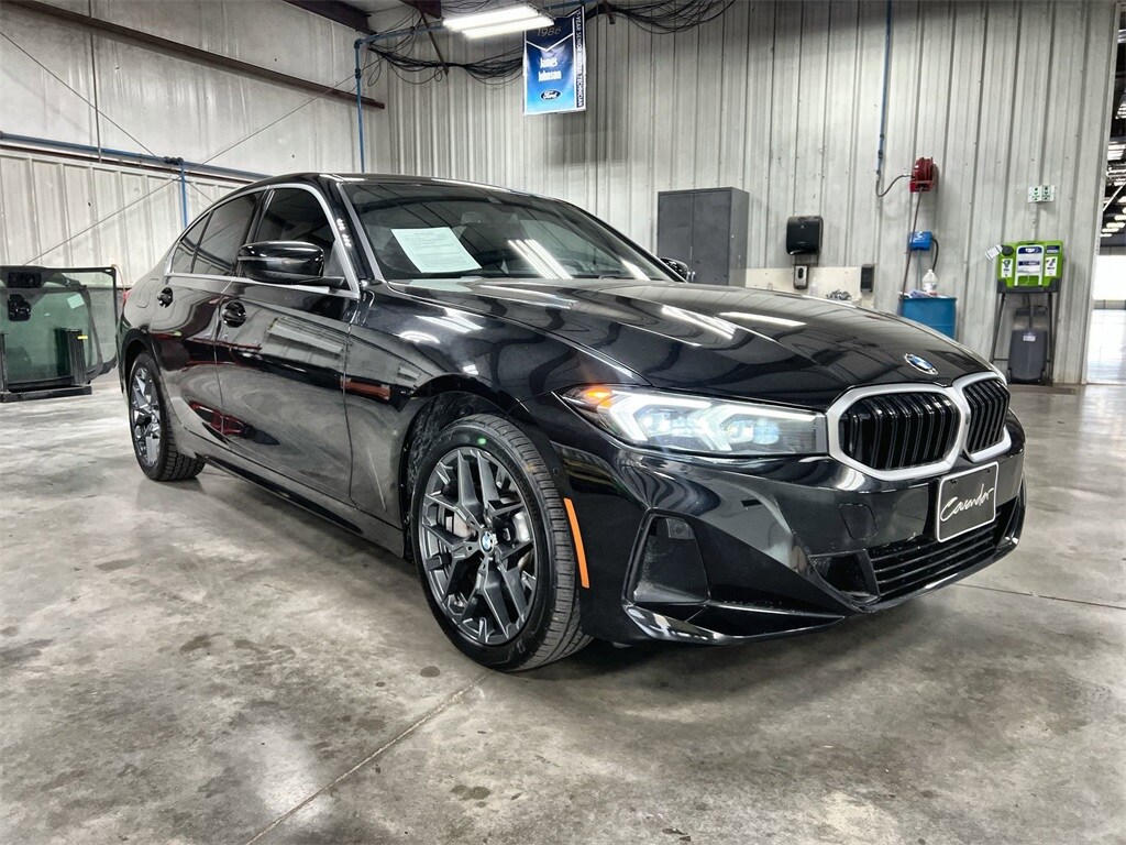 2025 Bmw 330i 330i xDrive photo 2