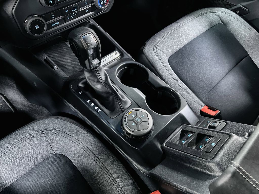 2025 Ford Bronco 4-Door Base - Photo 36