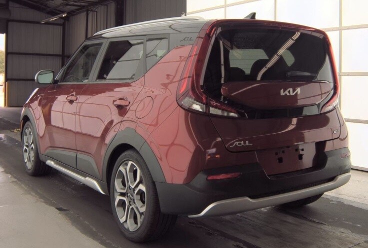 2022 Kia Soul X-Line photo 3