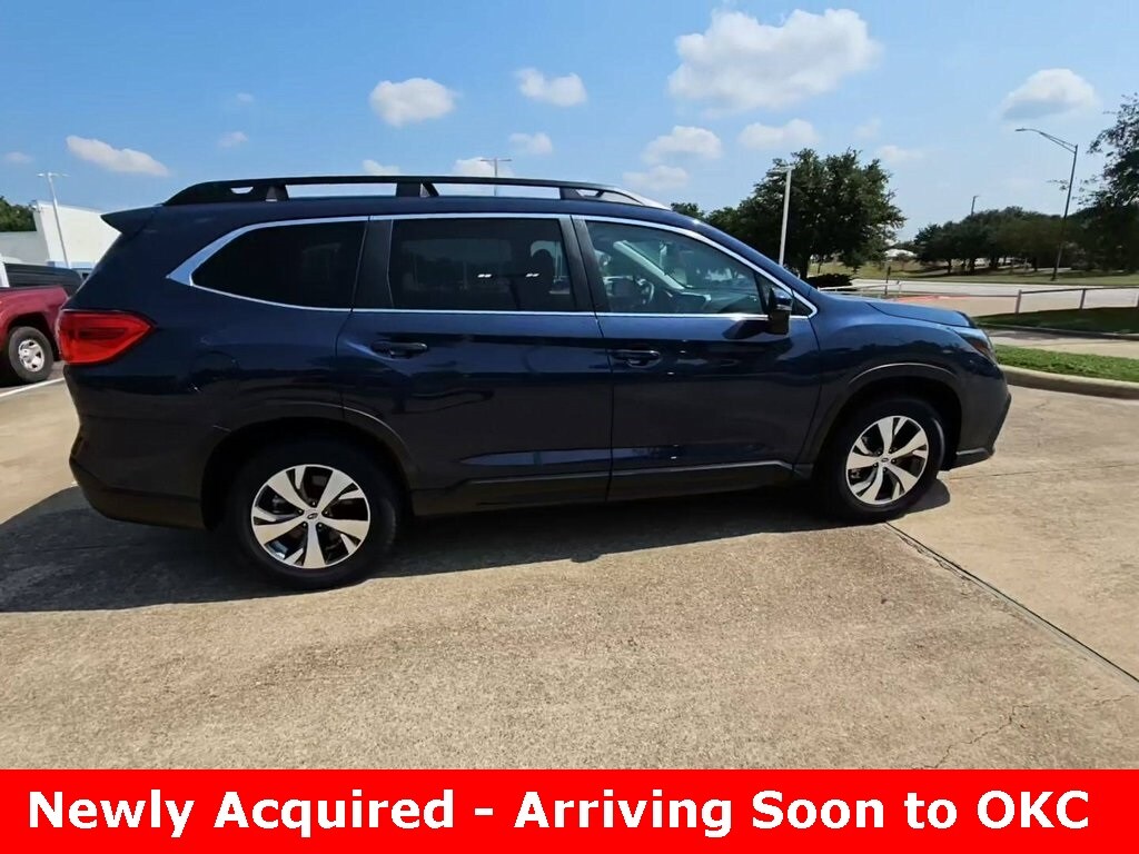 2023 Subaru Ascent Premium photo 2
