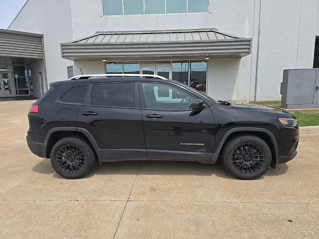Certified 2021 Jeep Cherokee Latitude SUV