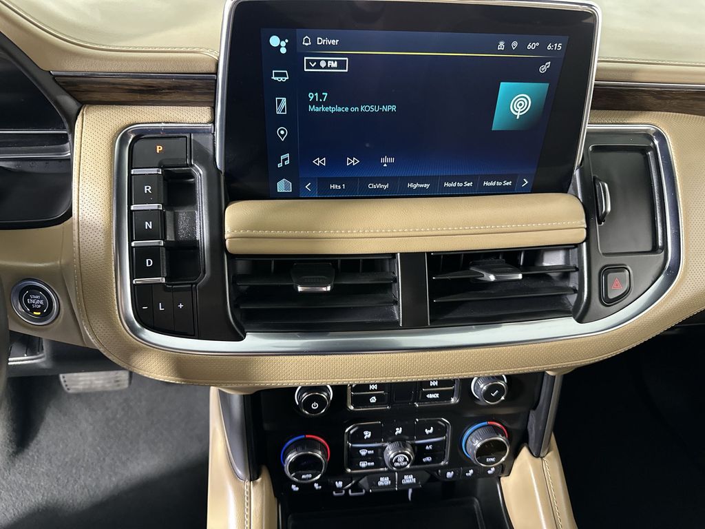 2024 Chevrolet Suburban Premier - Photo 13