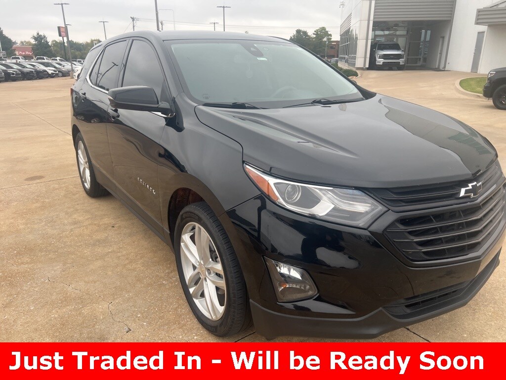 2020 Chevrolet Equinox LT photo 3