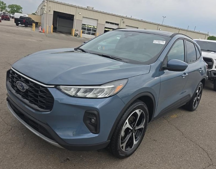 2025 Ford Escape ST-Line Select AWD 2.0L's photo