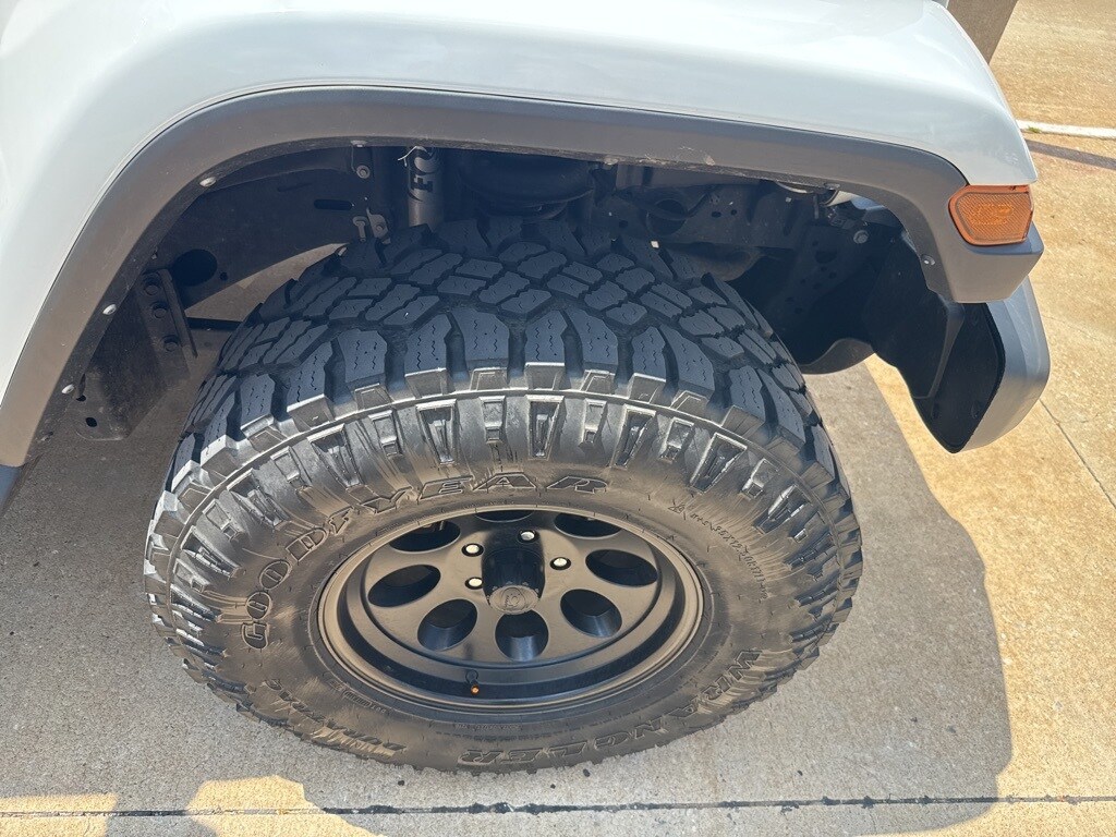2022 Jeep Gladiator Overland photo 4