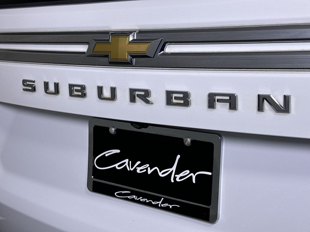 2024 Chevrolet Suburban Premier - Photo 32
