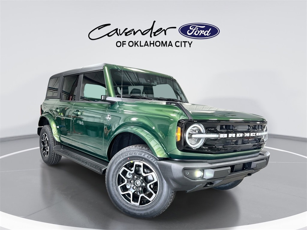2025 Ford Bronco 4-Door Outer Banks's photo