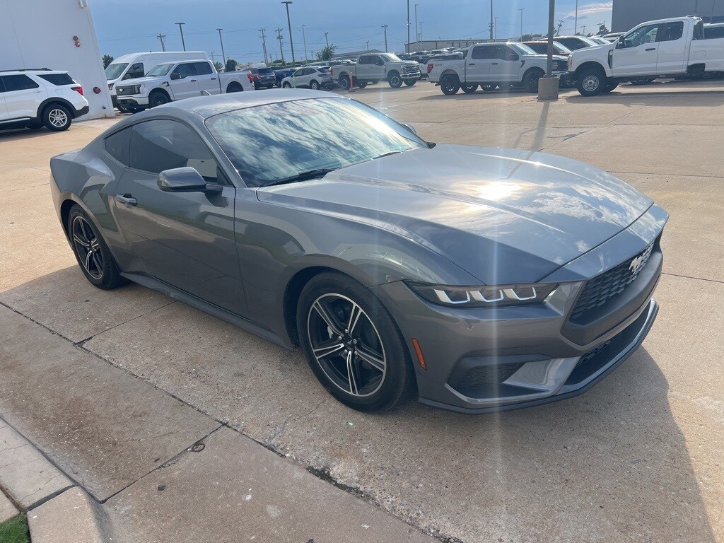 2024 Ford Mustang EcoBoost Premium photo 4