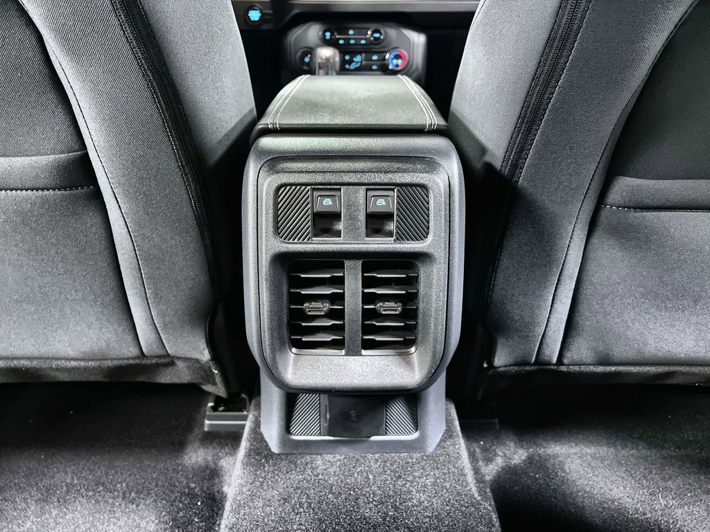 2025 Ford Bronco 4-Door Base - Photo 21